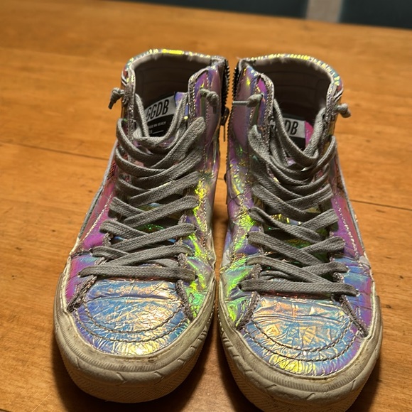 Great use condition GGDB-sly by golden goose metallic silver. Slight peeling - Picture 4 of 11